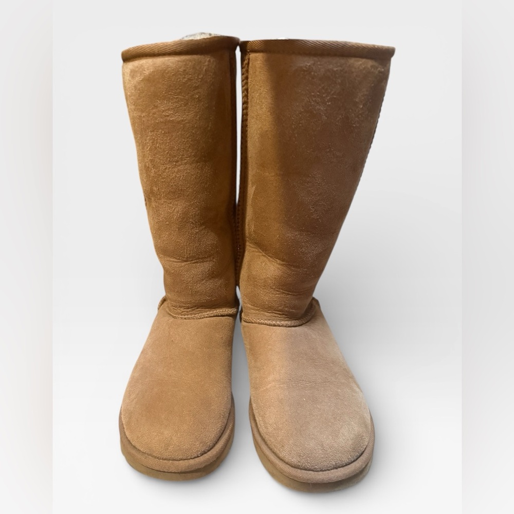 UGG Women's Tan Winter Boots